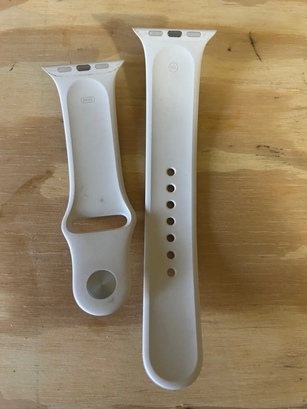 Apple 2025 Starlight White Silicone Smartwatch Band 40mm